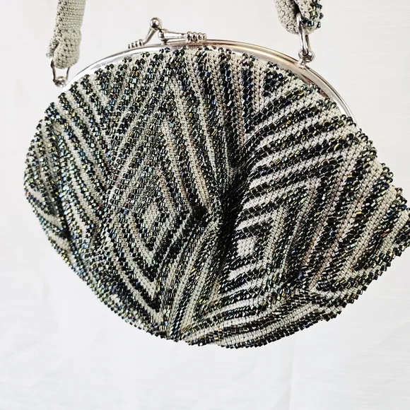 Vintage Beaded Handbag - Picture 6 of 8